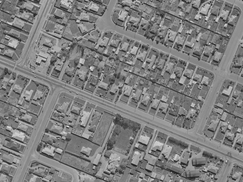 136 Yaldhurst Road from the air, 1970-1974