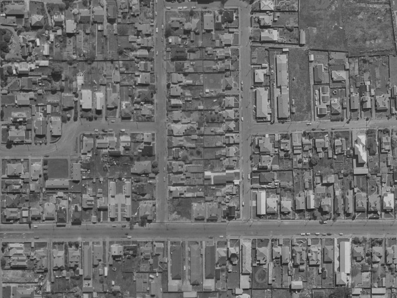 7-11 Elm Grove from the air, 1970-1974
