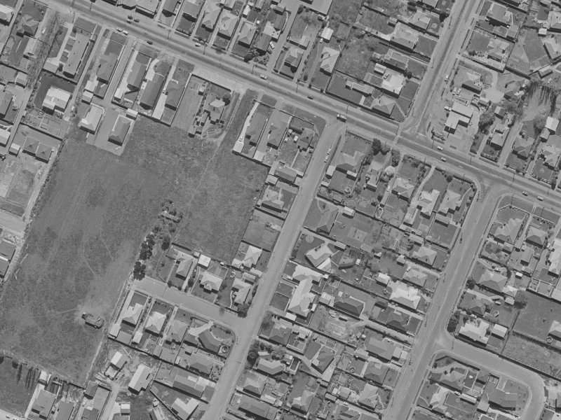 4 Bucknell Street from the air, 1970-1974