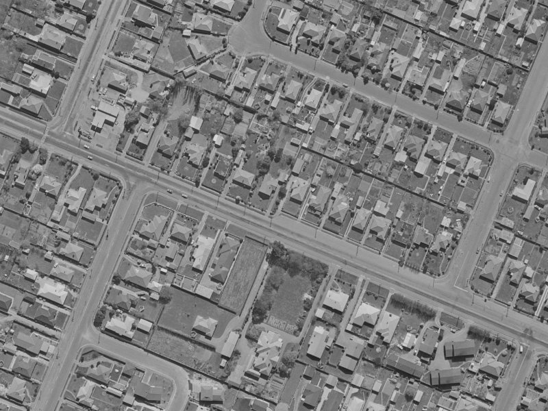 138 Yaldhurst Road from the air, 1970-1974