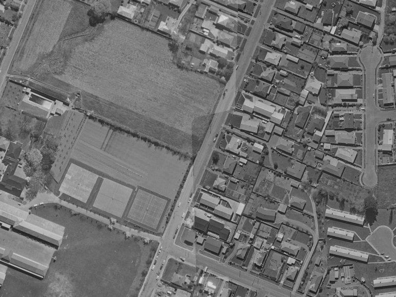 33 Peer Street from the air, 1970-1974