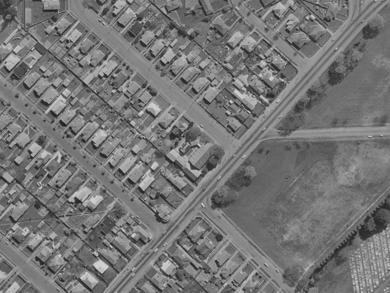 1 Carnarvon Street from the air, 1970-1974