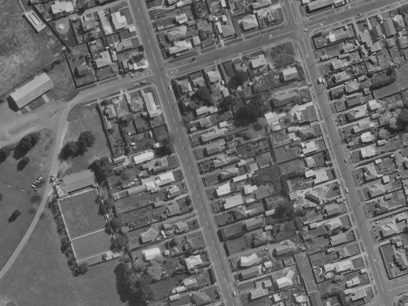 203 Estuary Road from the air, 1970-1974