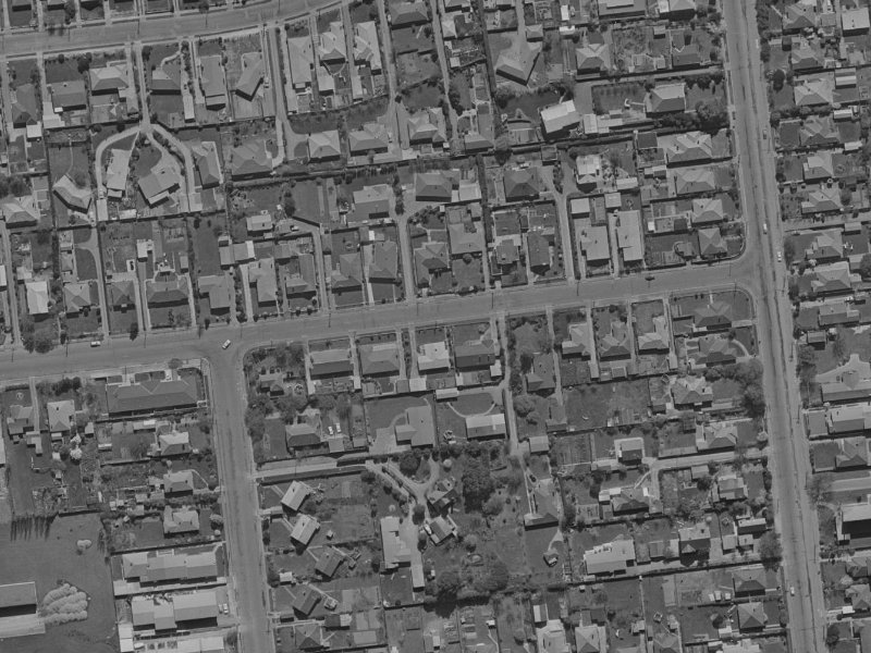 18 Hanrahan Street from the air, 1970-1974