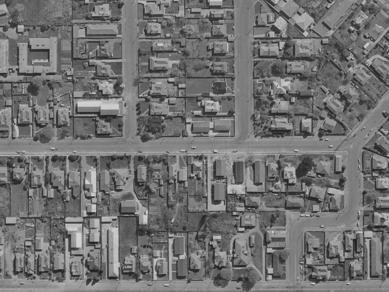 516-520 Armagh Street from the air, 1970-1974