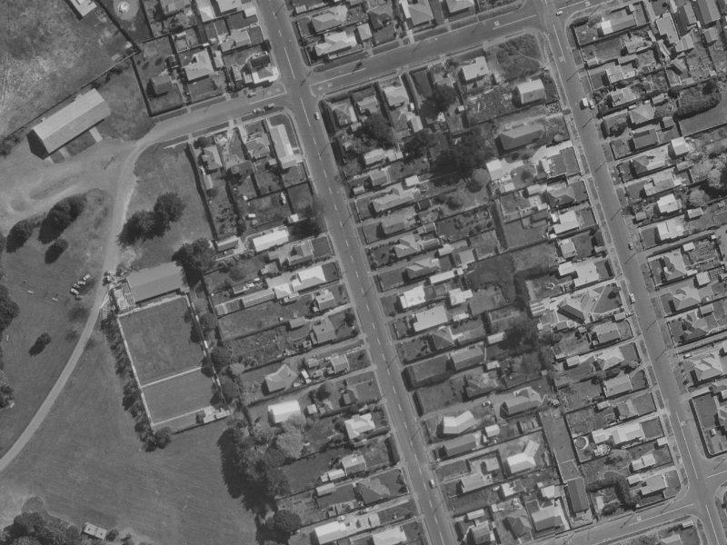 203A Estuary Road from the air, 1970-1974