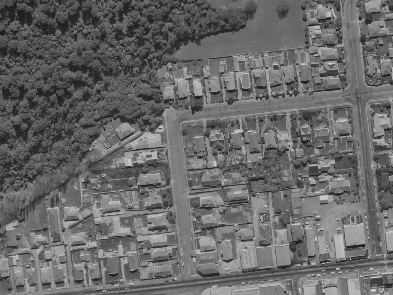 18 Kauri Street from the air, 1970-1974