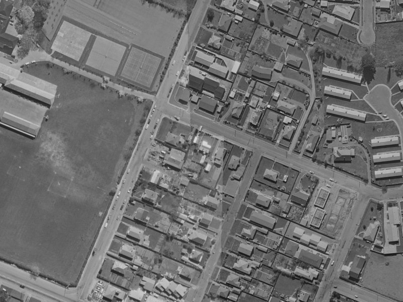 33 Bowen Street from the air, 1970-1974