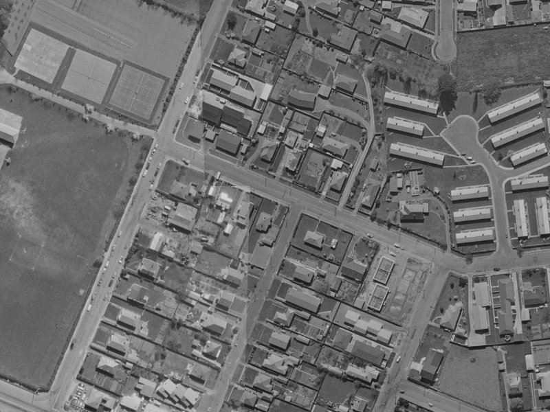 29 Bowen Street from the air, 1970-1974
