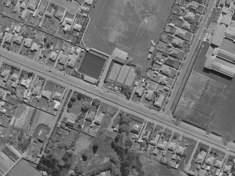 82 Yaldhurst Road from the air, 1970-1974