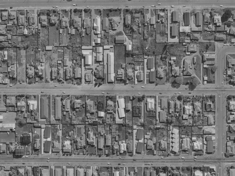 487 Gloucester Street from the air, 1970-1974