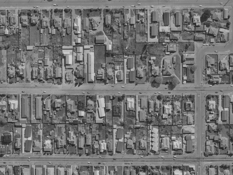 495 Gloucester Street from the air, 1970-1974