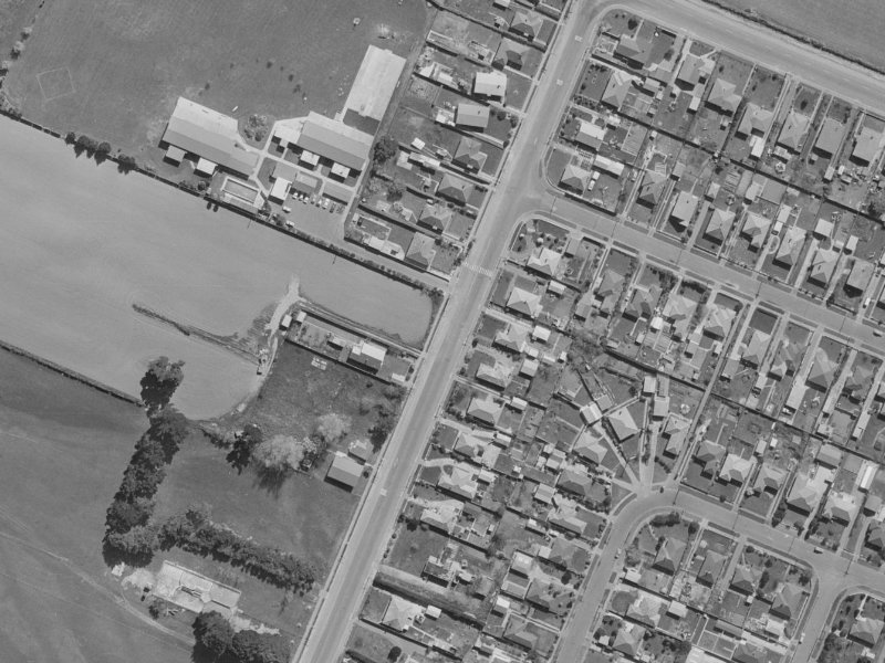 163 Gilberthorpes Road from the air, 1970-1974