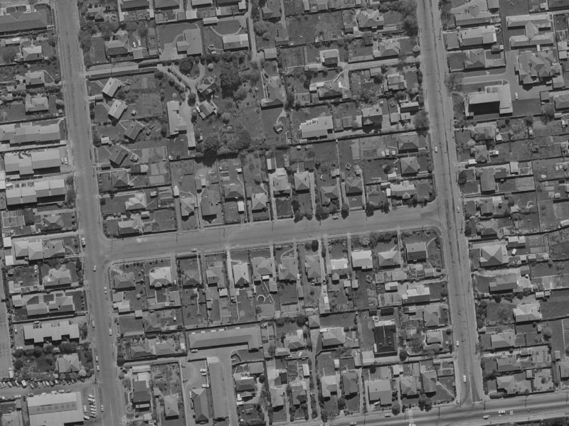 19 Rudleigh Avenue from the air, 1970-1974