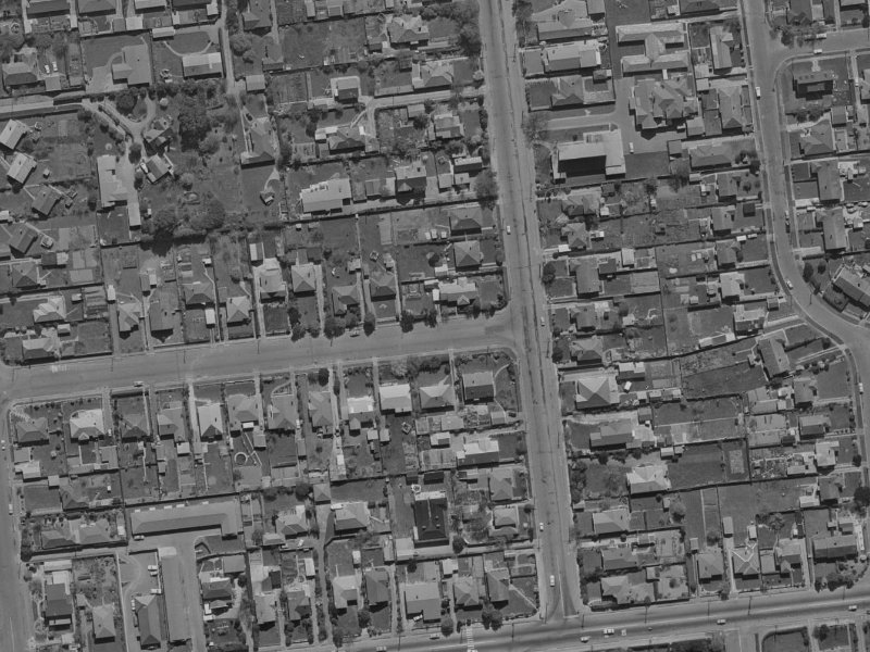 27 Rudleigh Avenue from the air, 1970-1974