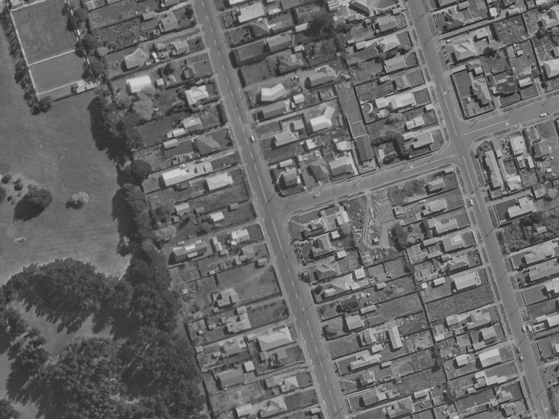 240 Estuary Road from the air, 1970-1974
