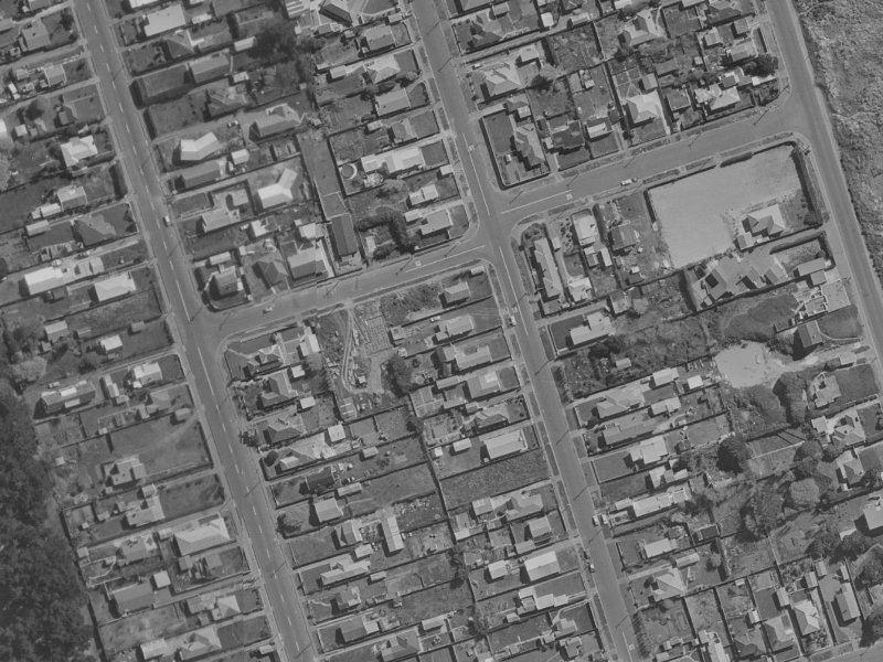 256 Pine Avenue from the air, 1970-1974
