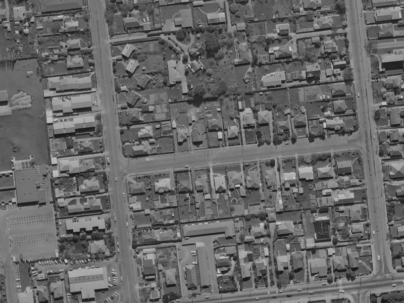 11 Rudleigh Avenue from the air, 1970-1974