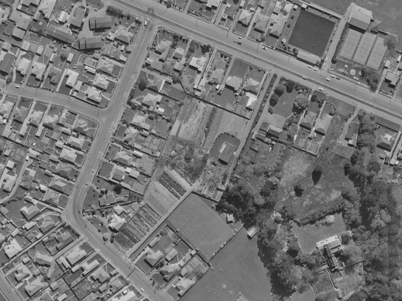 38Q English Street from the air, 1970-1974