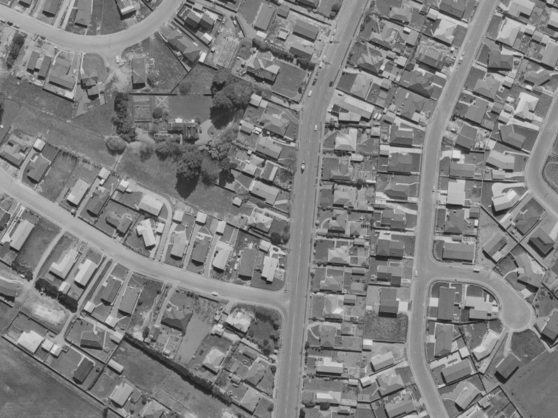32 Middlepark Road from the air, 1970-1974