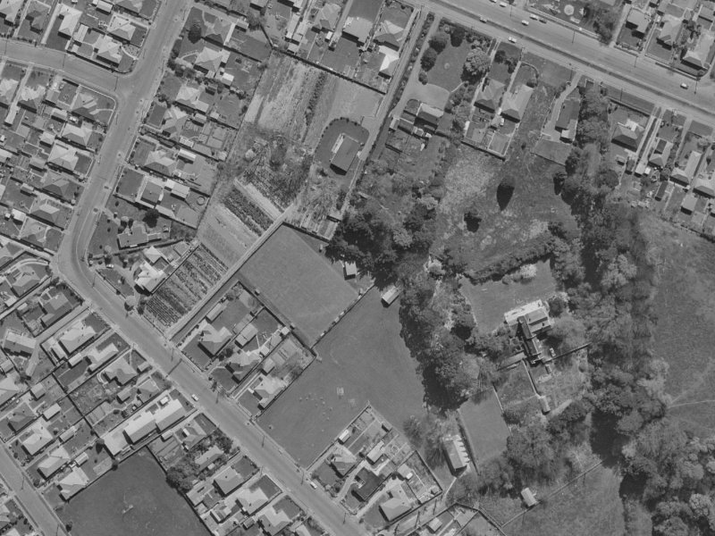 8 Octavius Lane from the air, 1970-1974