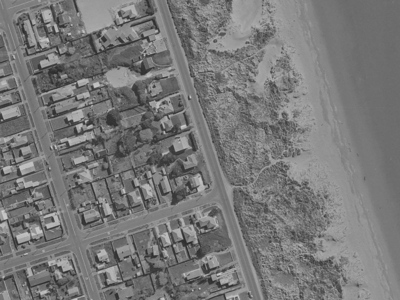 466-465 Marine Parade from the air, 1970-1974