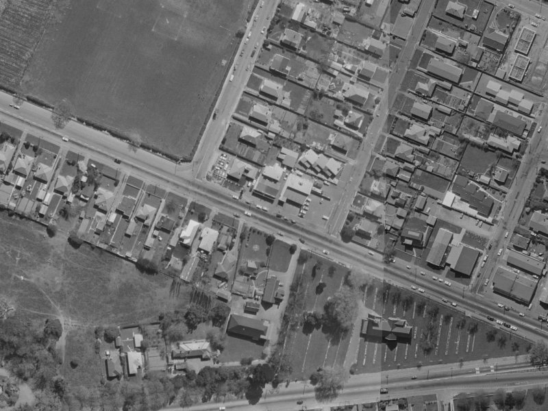30b Yaldhurst Road from the air, 1970-1974