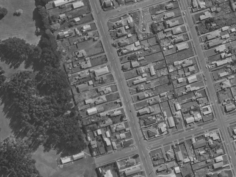 262 Estuary Road from the air, 1970-1974