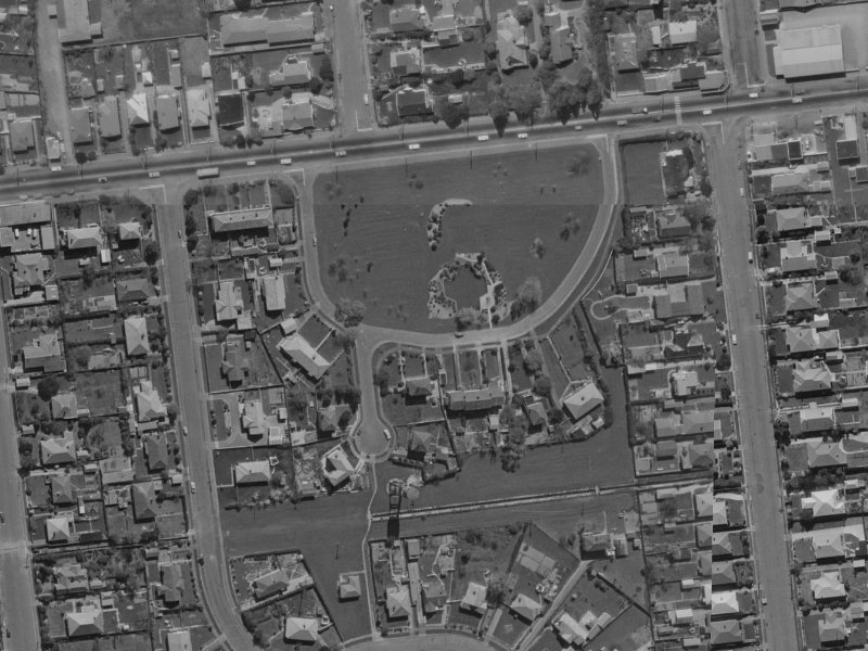 18 Shand Crescent from the air, 1970-1974