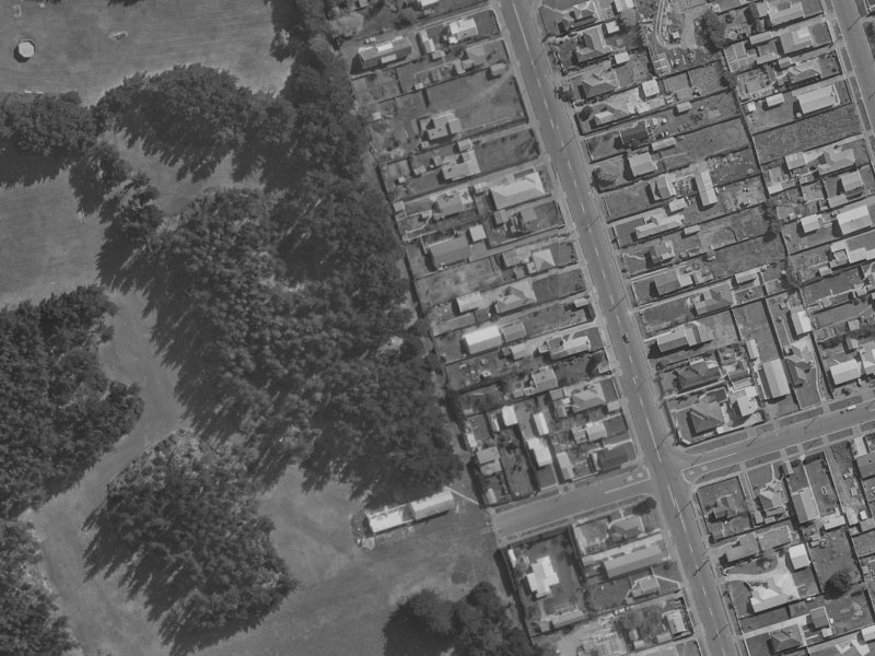 266B Estuary Road from the air, 1970-1974
