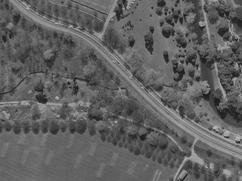 43–59 Riccarton Avenue from the air, 1970-1974