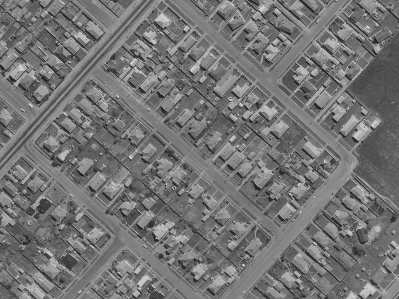 27A Russell Street from the air, 1970-1974
