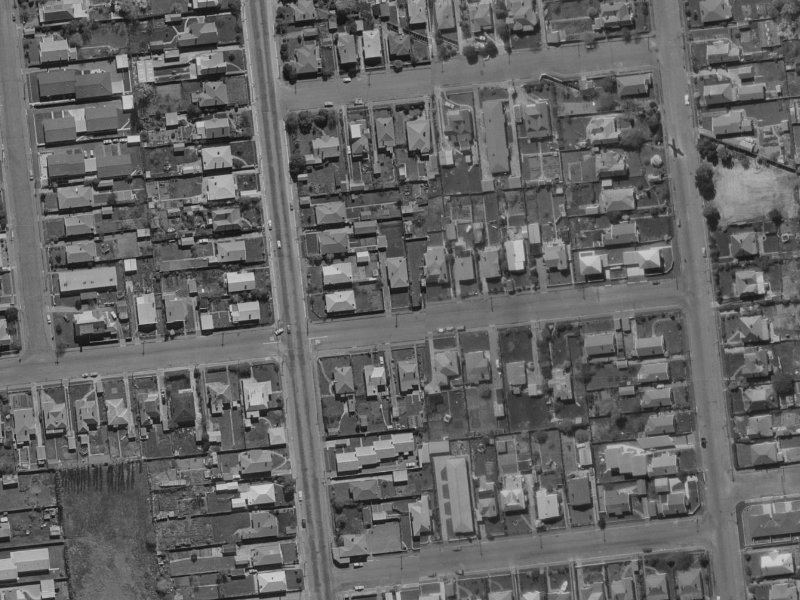16 Peverel Street from the air, 1970-1974