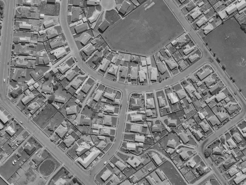 29 Gladson Avenue from the air, 1970-1974