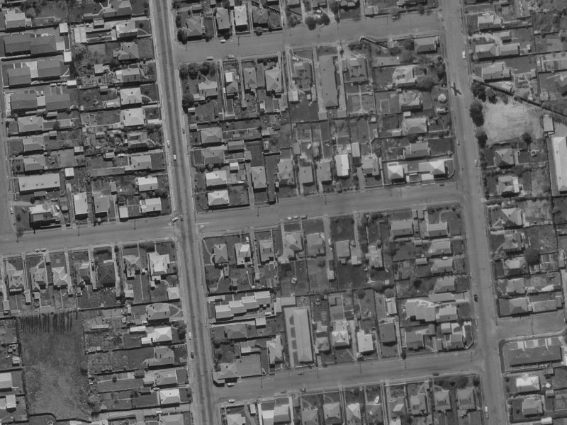 15 Peverel Street from the air, 1970-1974
