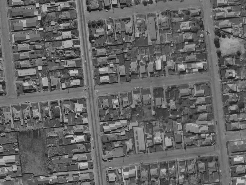 17 Peverel Street from the air, 1970-1974