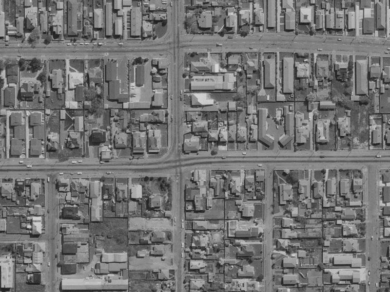 2/437 Cashel Street from the air, 1970-1974