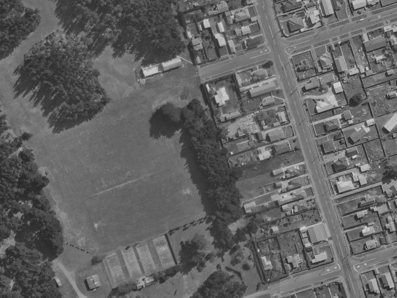288 Estuary Road from the air, 1970-1974
