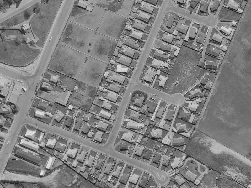 9 Cheyenne Street from the air, 1970-1974