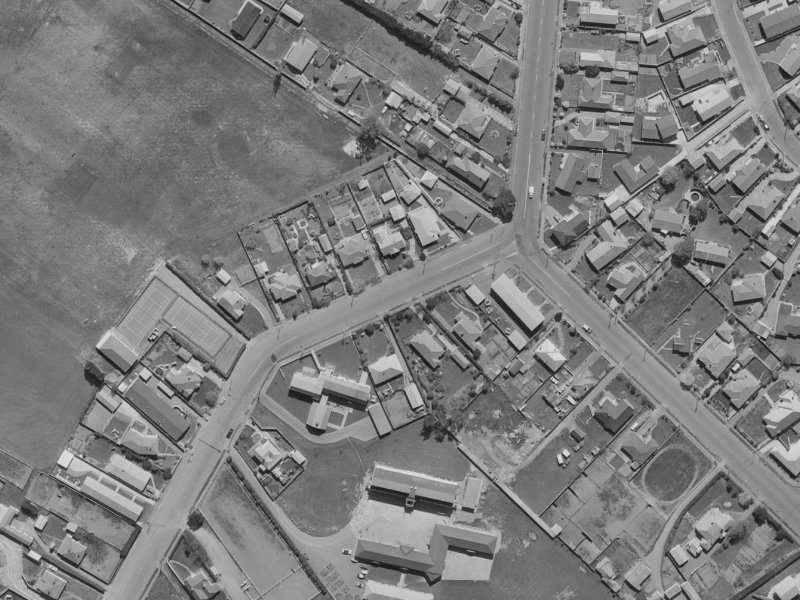 65 Middlepark Road from the air, 1970-1974