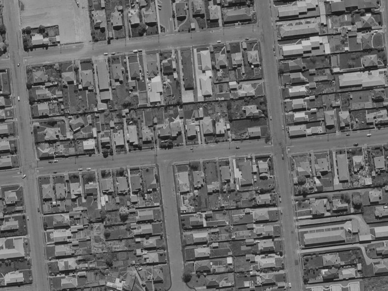 62 Peverel Street from the air, 1970-1974