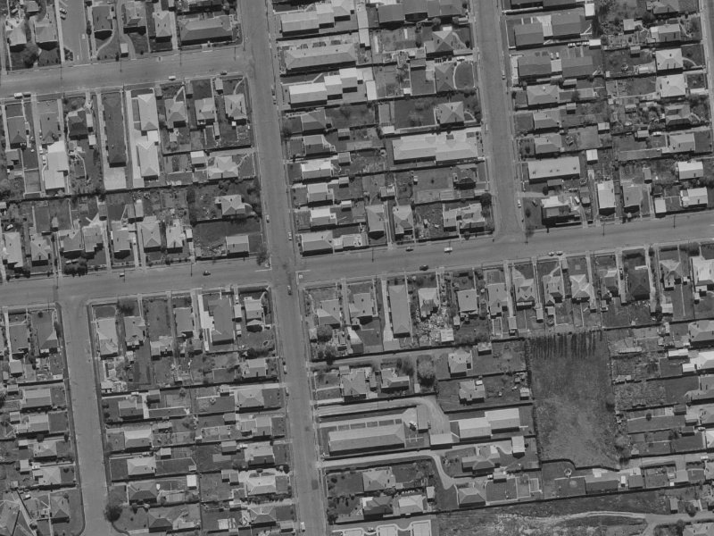 51B Peverel Street from the air, 1970-1974
