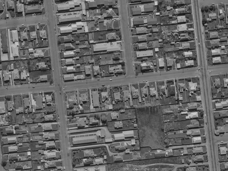 41 Peverel Street from the air, 1970-1974