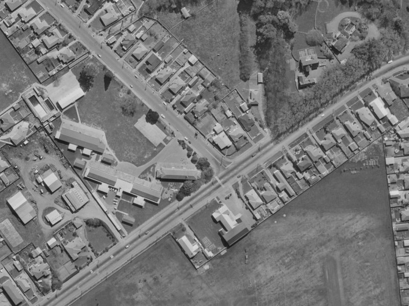 60 Main South Road from the air, 1970-1974