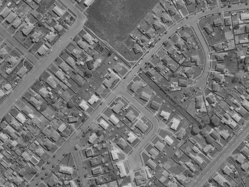 32 Jollie Street from the air, 1970-1974