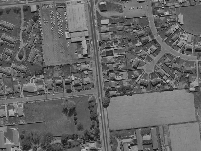 23-25 Hansons Lane from the air, 1970-1974