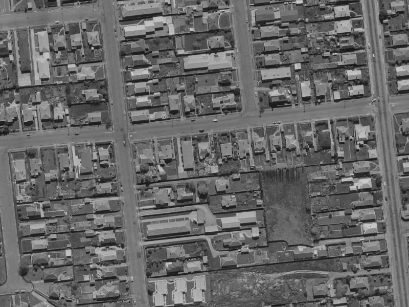52B 52B from the air, 1970-1974