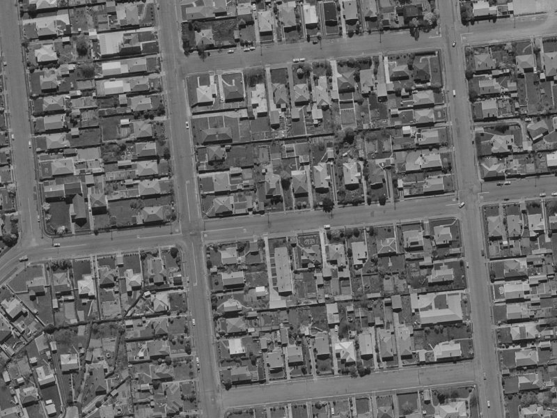98 Peverel Street from the air, 1970-1974