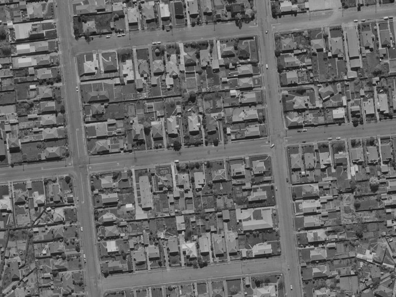 90 Peverel Street from the air, 1970-1974