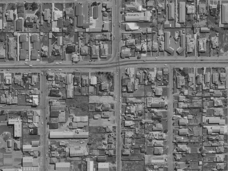3/446 Cashel Street from the air, 1970-1974